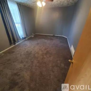 Main picture of 207 W Garfield Ave