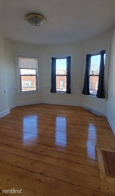 Main picture of 861 Dorchester Ave