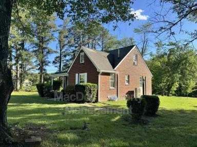 Main picture of 595 Truslow Rd
