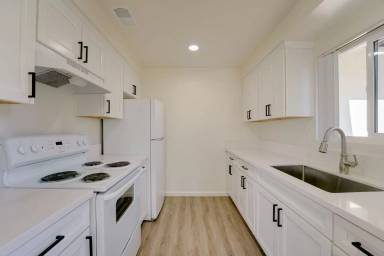 Main picture of 342-58 Pleasant Way