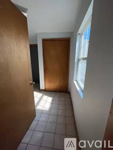 Main picture of 1112 Madison Ave