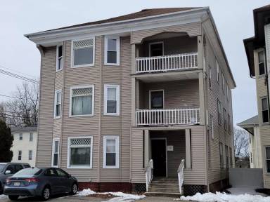 Main picture of 448 School St