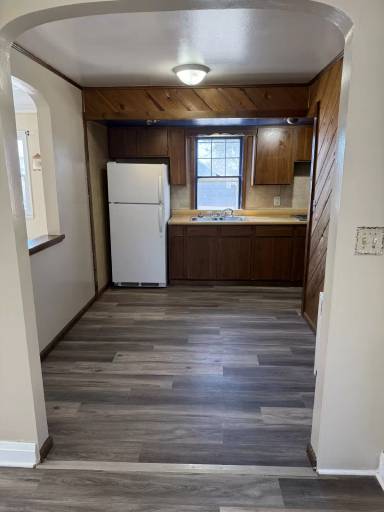 Main picture of 1102 S 4th Ave
