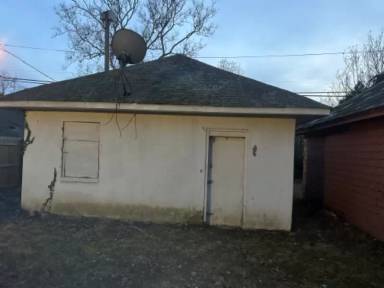 Main picture of 1103 W State St