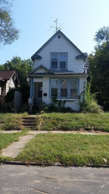 Main picture of 1337 14 1/2 St