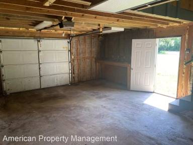 Main picture of 725 Moro St