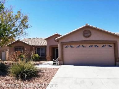 Main picture of 5321 Strawberry Tree St