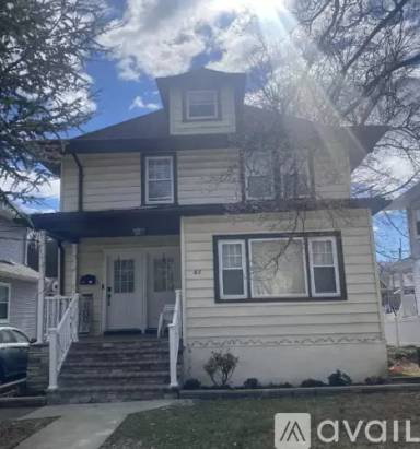 Main picture of 48 Elm Rd
