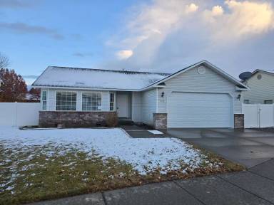 Main picture of 1412 N Pointe Dr