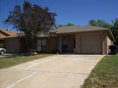 Main picture of 410 S Greengate Dr