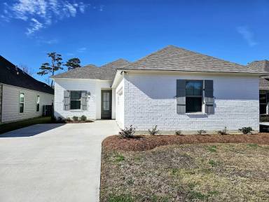 Main picture of 30195 Sanctuary Blvd