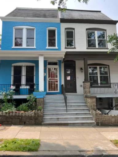 Main picture of 734 Harvard St NW