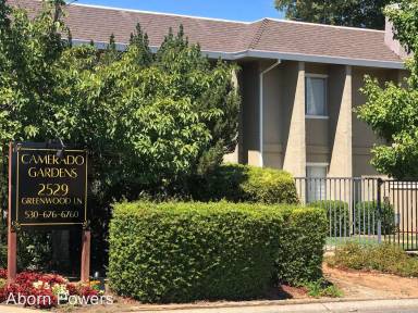 Main picture of 2537 Greenwood Ln