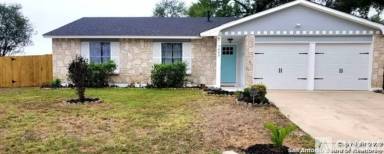 Main picture of 5903 Cliff Rock Dr