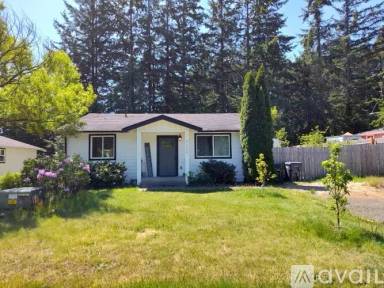 Main picture of 9206 144th Street Ct NW