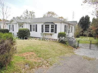 Main picture of 202 E 3rd Ave