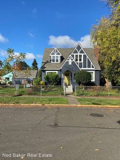 Main picture of 1515 20th St NE