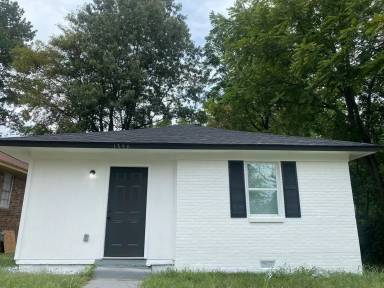 Main picture of 1396 Quinn Ave