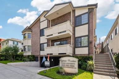 Main picture of 476 E Cypress Ave