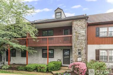 Main picture of 137 Weedon Ct