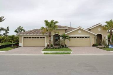 Main picture of 15170 Cortona Way