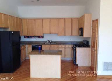 Main picture of 2539 N Southport Ave