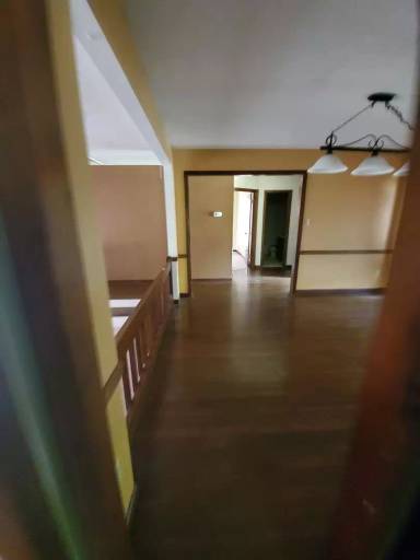 Main picture of 498 Oates Dr