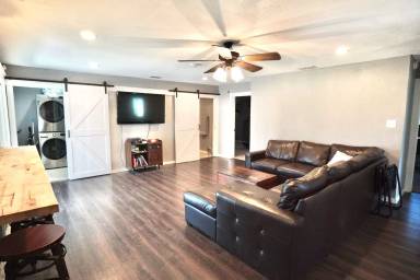 Main picture of 3006 36th St