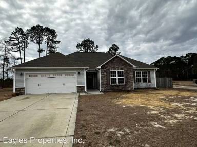 Main picture of 115 Quail Hollow Dr