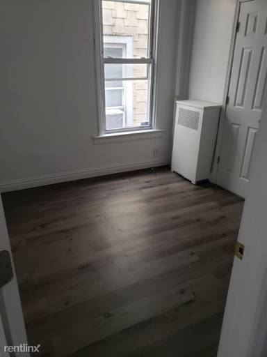 Main picture of 3202 Perry Ave