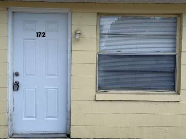 Main picture of 172 E Rainbow St