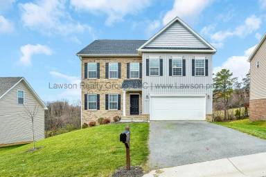 Main picture of 217 Edgemere Dr