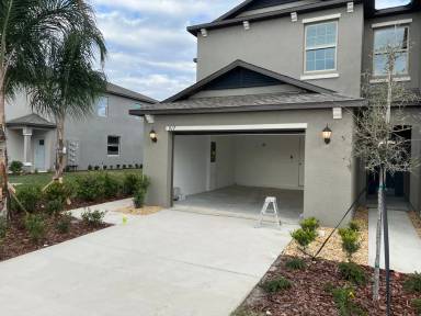 Main picture of 917 Royal Empress Dr