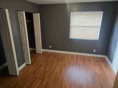 Main picture of 5925 NW 23rd St