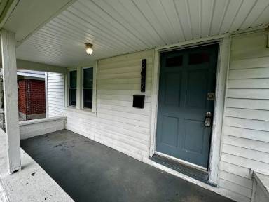 Main picture of 3627 Parthenia Ave