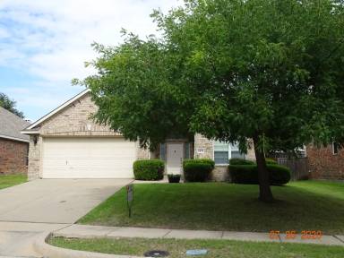 Main picture of 8430 Davis Dr