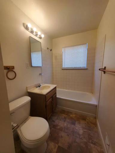 Main picture of 1535 W Byers Pl