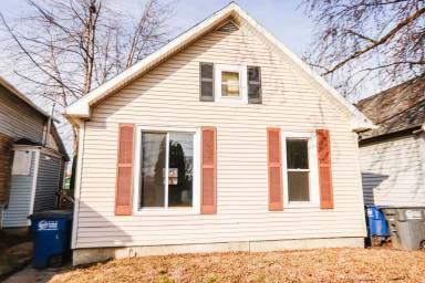 Main picture of 1615 Starr Ave