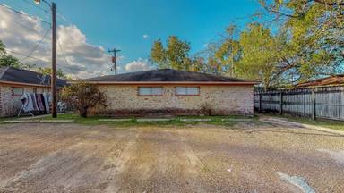 Main picture of 211 Lynn Dr