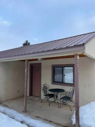 Main picture of 1121 Central Ave