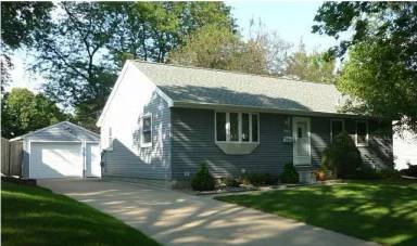 Main picture of 3915 6th St NW