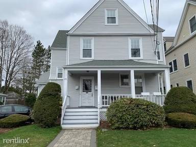 Main picture of 21 Pleasant St