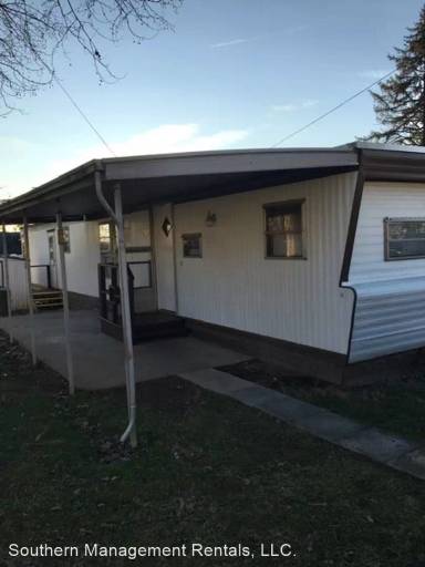 Main picture of 3230 Oakland Rd