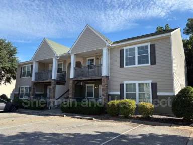Main picture of 3600 London Ct