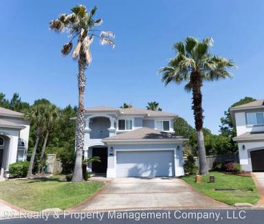 Main picture of 164 Dominica Ct