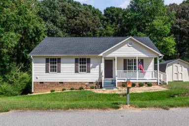 Main picture of 1000 Meadowgreen Dr