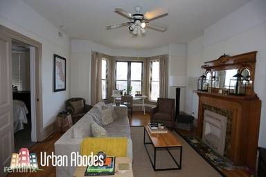 Main picture of 2142 N Halsted St