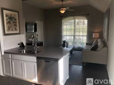 Main picture of 1210 Chad Dr