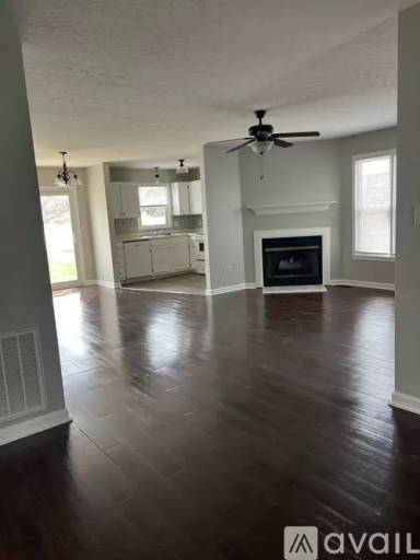 Main picture of 1701 Pleasant Way