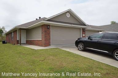 Main picture of 1927 Plum Creek Ln